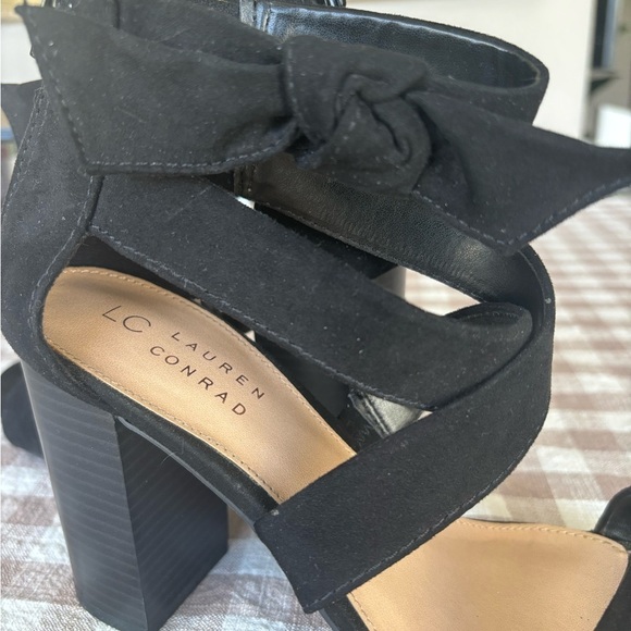 LC Lauren Conrad open toe chunky heel. 
Size: 9 - Picture 3 of 6